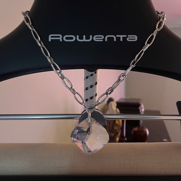 Authentic Swarovski pendant statement necklace - Picture 4 of 5